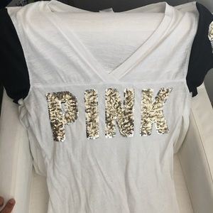 Victoria Secret PINK, V-Neck